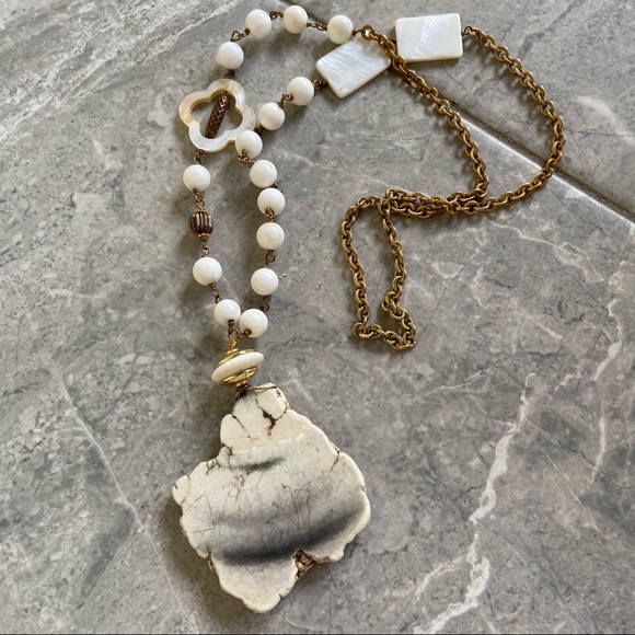 White and Gold Large Stone Necklace - Picture 1 of 10